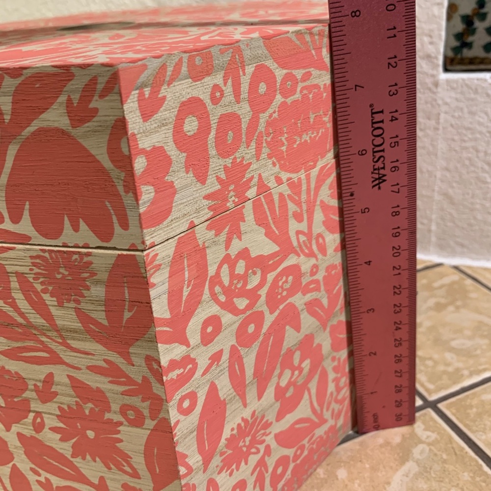 Beautiful wood box - Picture 6 of 7